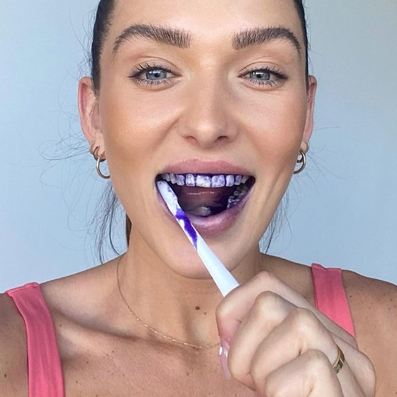 Hismile v34 Color Corrector - Picture 4 of 6